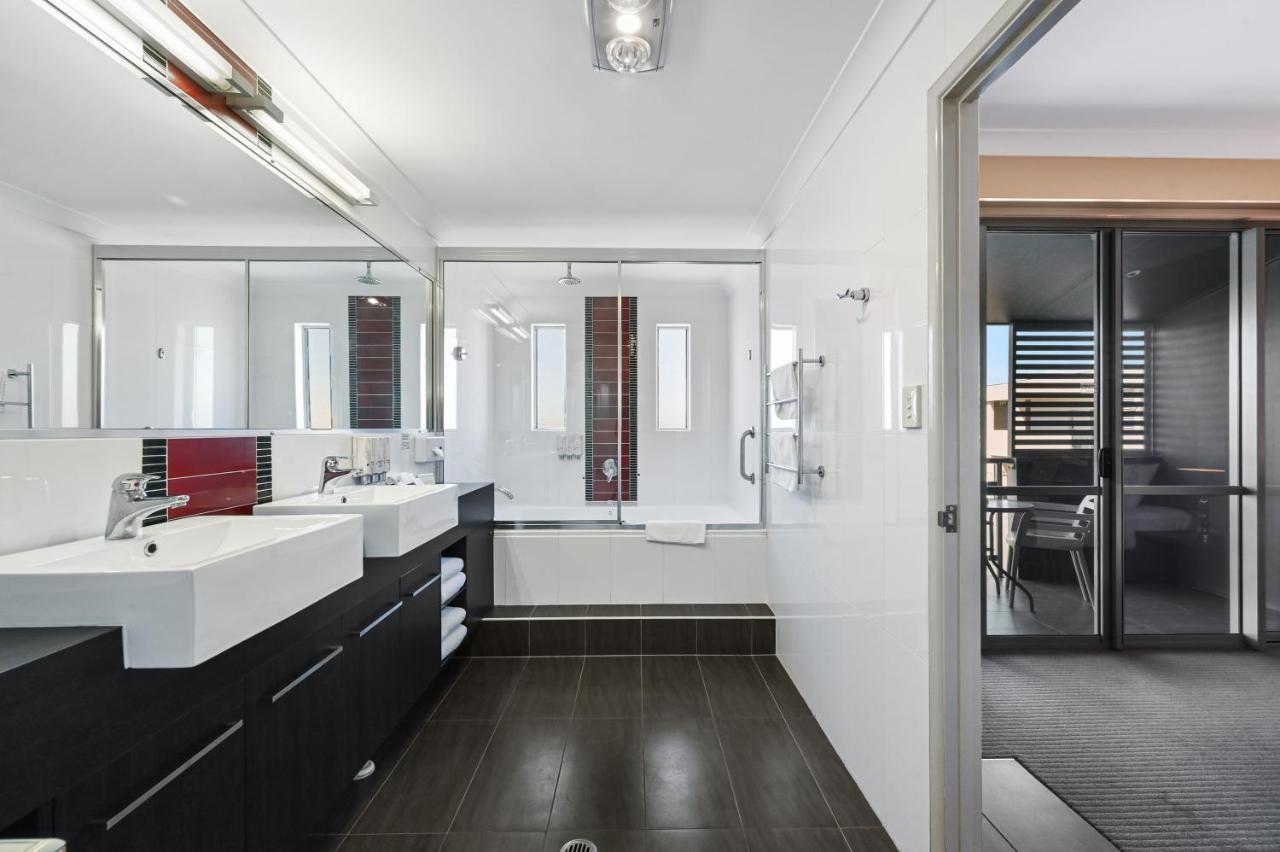 Hotel Platinum International Toowoomba Exterior foto